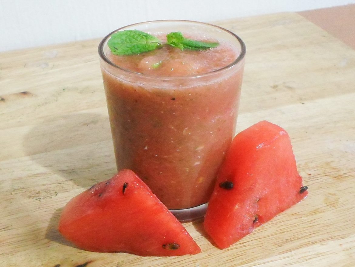 Frozen watermelon cucumber smoothie