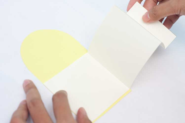 DIY Valentine's Day Card Craft Step 10