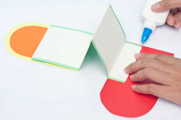DIY Valentine's Day Card Craft Step 12