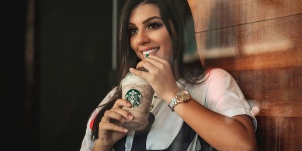 lady drinking starbucks