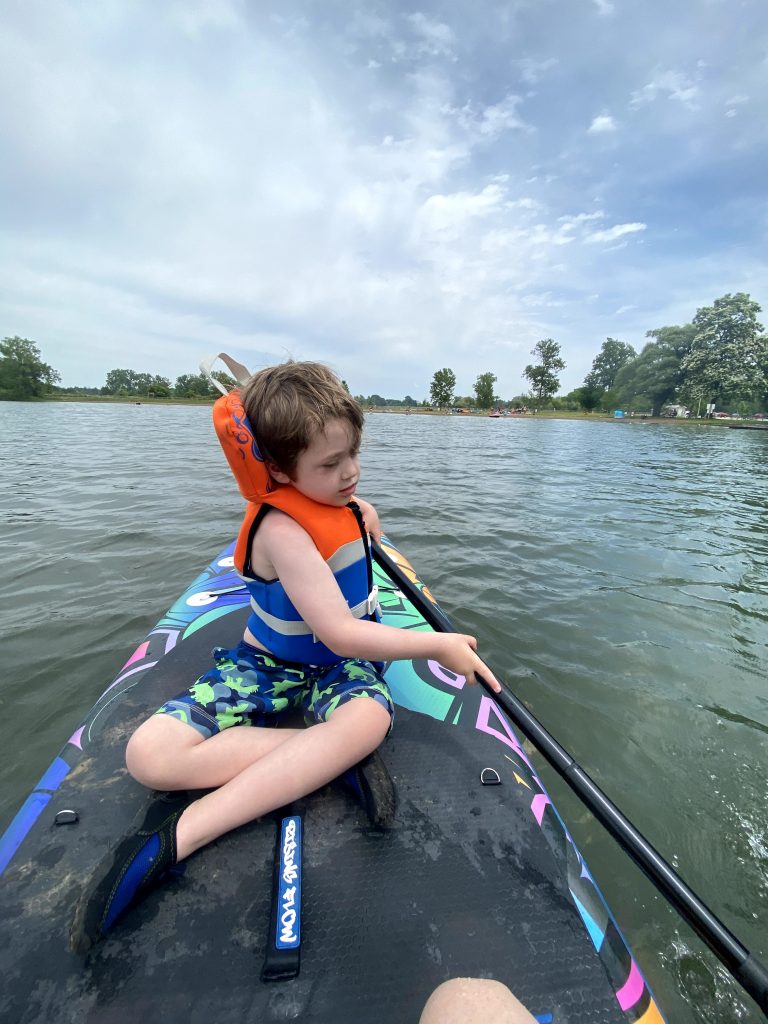 SereneLife Paddle Board